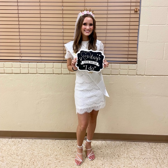 Lulus Lace Dress - Picture 2 of 2